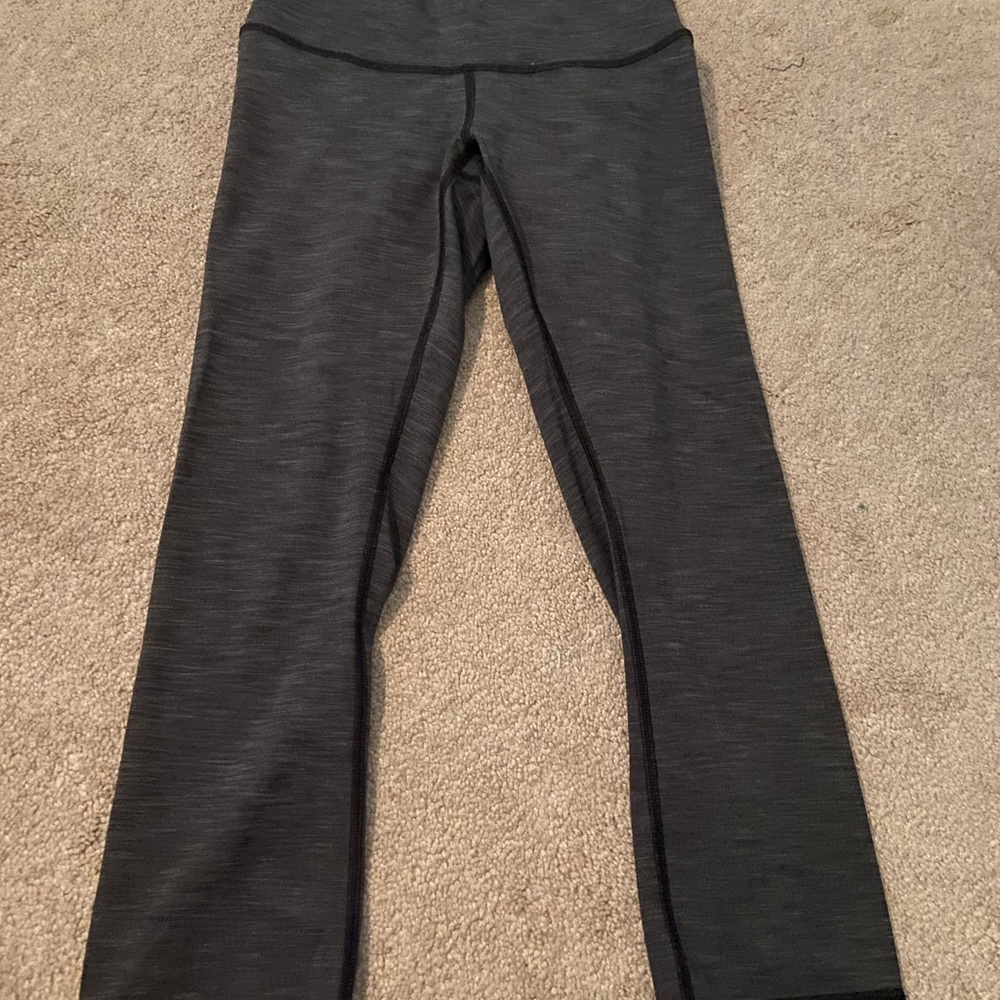 Lululemon crop leggings